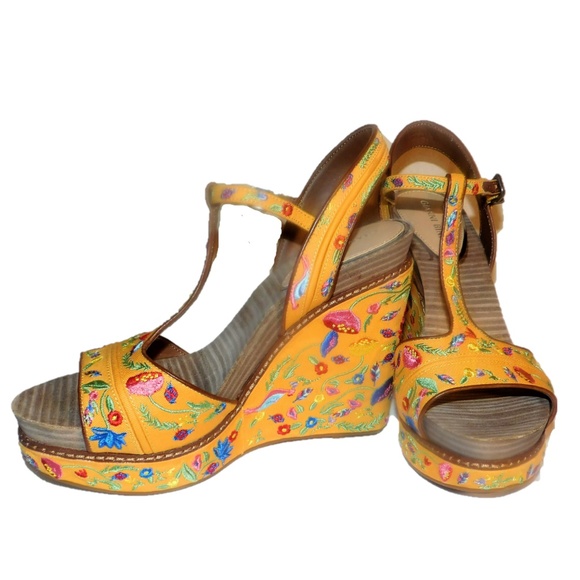 Gianni Bini | Shoes | Multi Color Wedges | Poshmark